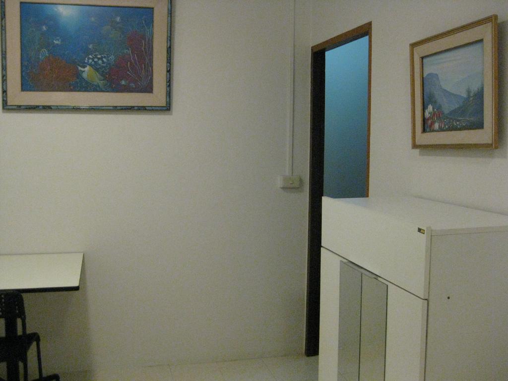Auberge de jeunesse Rest 3 à Bangkok Extérieur photo